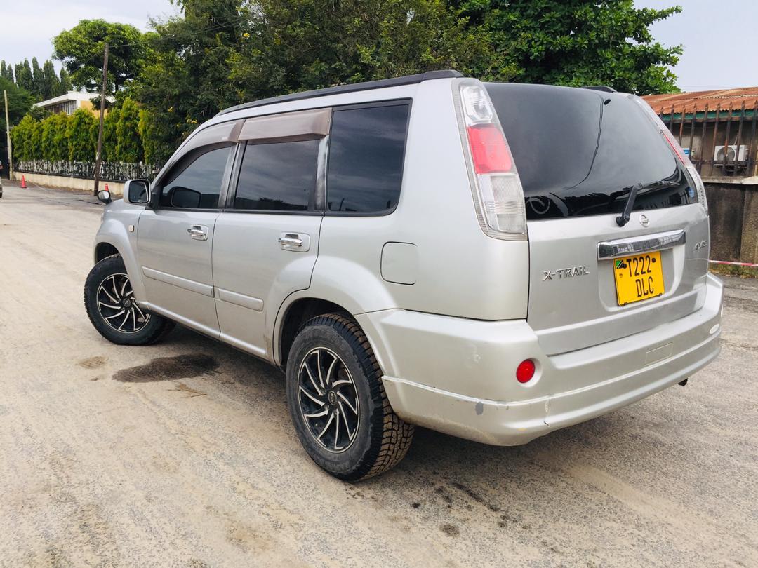 Muddy95086567's tweet photo. NISSAN XTRAIL #DLE
LOCATED DAR
YEAR 2002
CC 1990
FULL PAID 
FULL AC 
MILEAGE 68000km+
SPORTS RIMS 
NEW TYRES 
FORGLIGHTS 
PRICE MIL 10.5
CALL 0763 503 405 https://t.co/lLpBC3eQNH