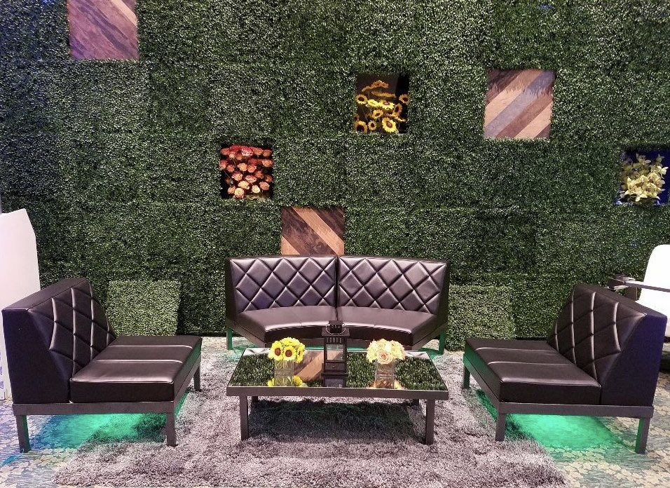 Bring your events to life with our unique scenic and decor options. 

#totallymodthursday #questevents #specialevents #pipeanddrape #tradeshows #eventrentals #creativedecor #creativedesigns #specialtydecor