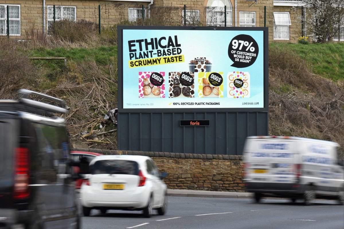 forisdooh's tweet photo. .@WildstoneUK the @loveoggs ads really do look great on the D48 screens. Here’s a couple more #easterogghunt #dooh #ooh https://t.co/R7UAY2p11Z