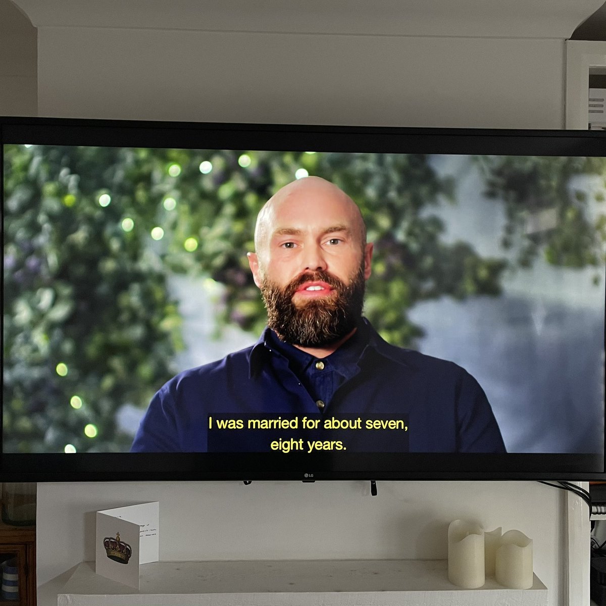 DrChrisMoRo's tweet photo. So episode 2 of ‘Strangers Making Babies’ dropped last night on @channel4 If you fancy seeing some more of this handsome face - you can find us gorgeous lot on All4. Every episode can now be found there. Let me know what you think. #strangersmakingbabies #channel4 #catchip #beard https://t.co/AWvhXdBVdk