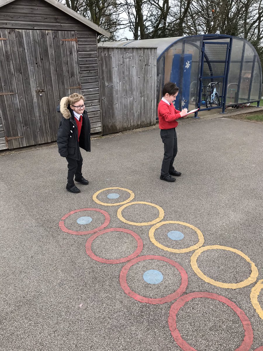 WhetstoneYear3's tweet photo. Year 3 solved all of the clues on their Easter scavenger hunt today 🐰🐣 https://t.co/69MZmWCcJG