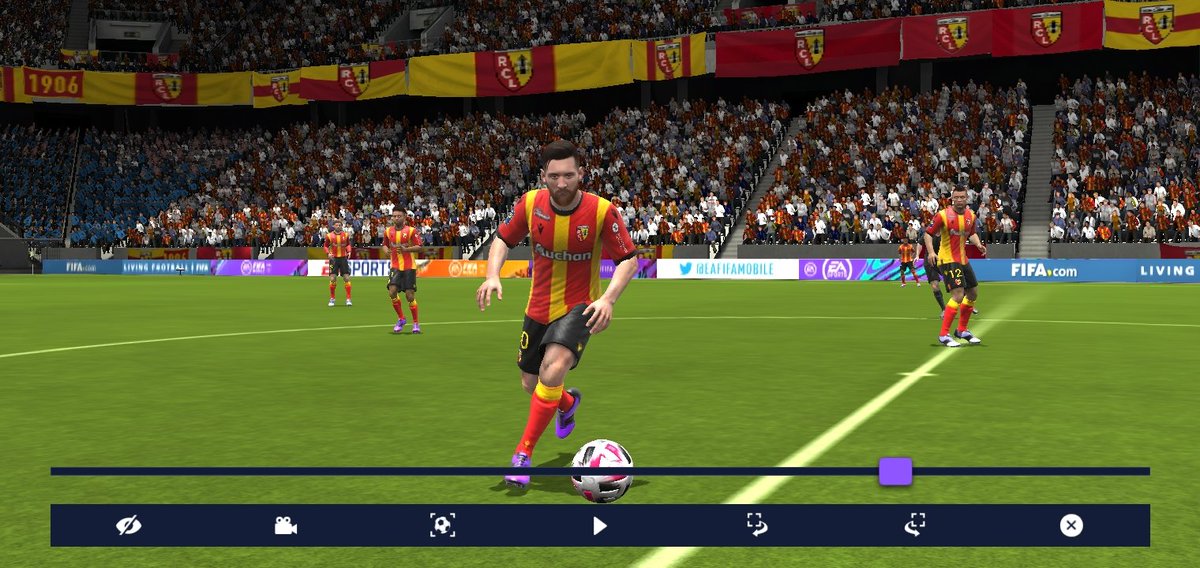 14Tamojit's tweet photo. @shouvik027 @EAFIFAMOBILE Not given man I was also asking for this. But for now we have to get the feeling of this teams kit by this https://t.co/V9AnQQIj8x