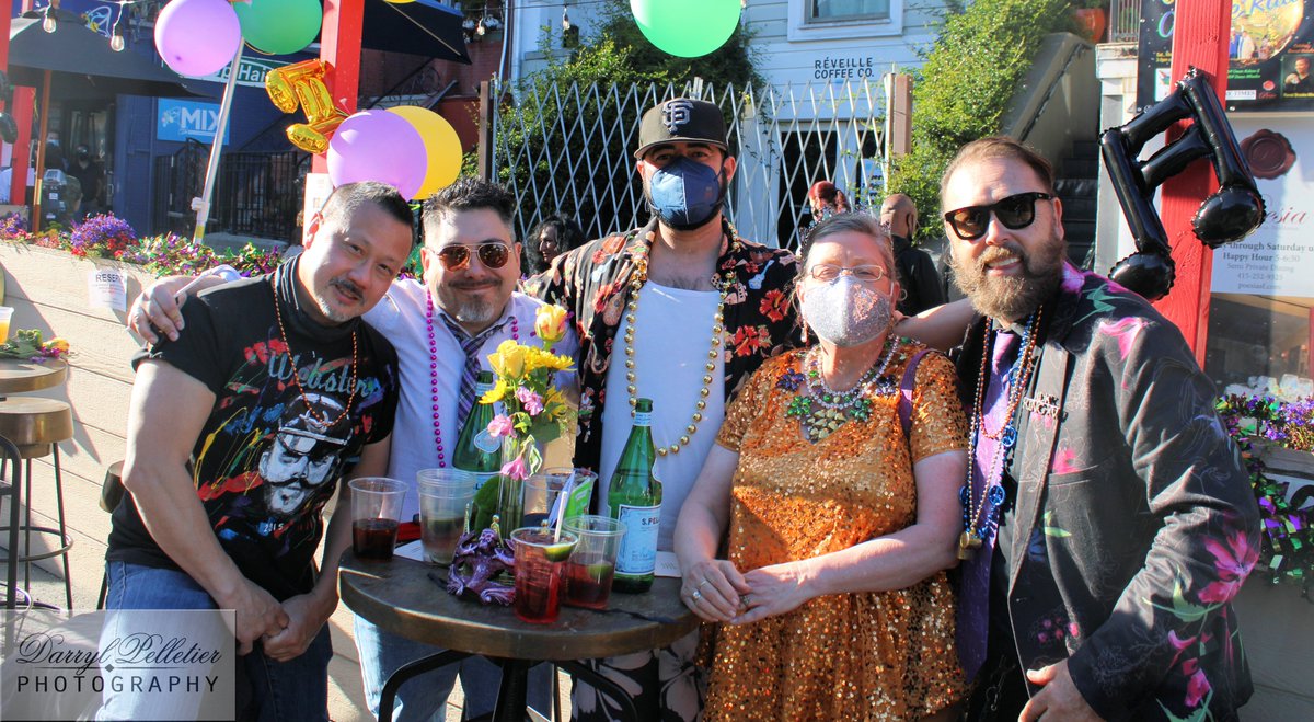 LGBTPhotoGuy's tweet photo. at the #maskshop in the #Castrosf #Gaysf #Gayborhood with members of @krewedekinque #wearefamily #TalesFromAGayPhotographer #DarrylPelletierPhotogrpahy #DarrylPelletier @DarrylPelletier https://t.co/Yw9RPFIzAH