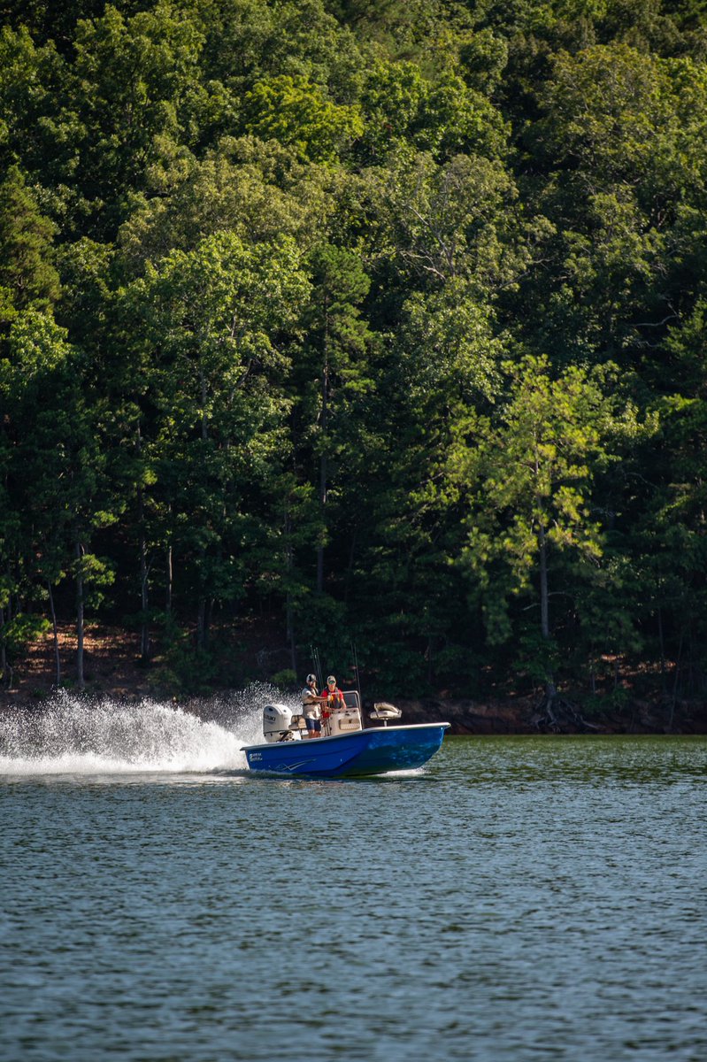 carolina_skiff's tweet photo. Full throttle in the 21 SWS.

#carolinaskiff #21SWS https://t.co/Z2lHW5CxLf