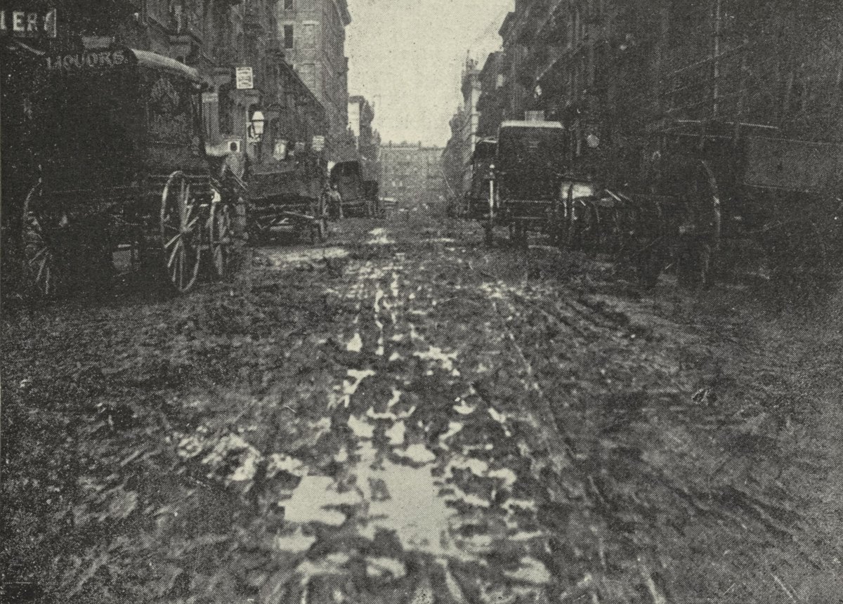 NYCSanitation's tweet photo. Once upon a time, garbage, litter and animal waste was on NYC streets 24/7. In 1895, Commissioner George Waring, changed that by eliminating ocean dumping. This would be the foundation for #recycling &amp; true #waste collection. Don't believe us? See the photo here! #140Strong https://t.co/hu3UcvF4BE