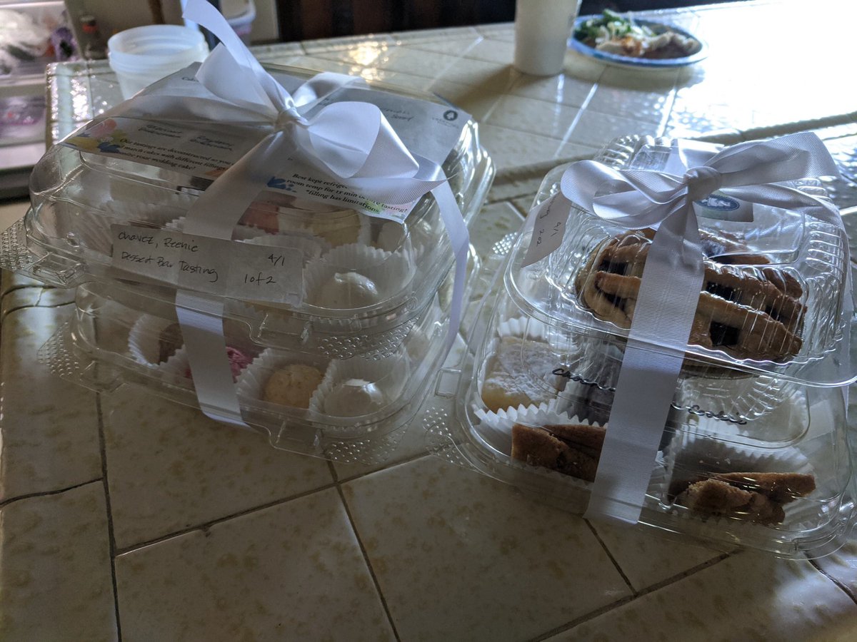 ReenBean1113's tweet photo. My brother just picked up the pastry samples from the bakery I’m planning on using for my wedding and I can’t even try them till tomorrow night😫 https://t.co/Fpx0FsuaJ1