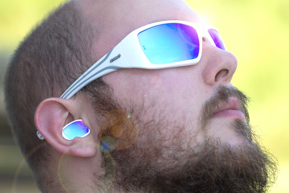 Microsonic_Inc's tweet photo. 𝐓𝐎𝐎 𝐌𝐔𝐂𝐇 𝐒𝐔𝐍 𝐈𝐍 𝐘𝐎𝐔𝐑 𝐄𝐀𝐑𝐒?
Block those pesky UV rays with 𝐌𝐢𝐜𝐫𝐨𝐬𝐨𝐧𝐢𝐜 𝐄𝐚𝐫𝐒𝐡𝐚𝐝𝐞𝐬!

Ask us about our transitions series!

#AprilFools #audpeeps #microsonic #customearmolds #FearlessEars https://t.co/anV7O9IQTs