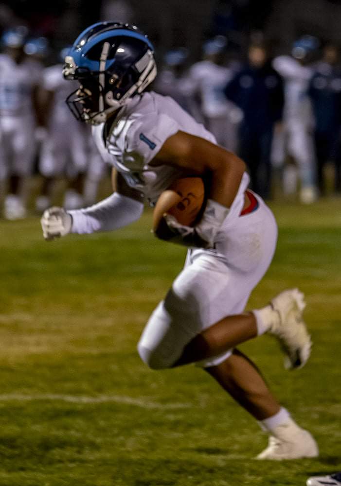 XJG_Football's tweet photo. Last game tonight. https://t.co/0qoB3qEOOu