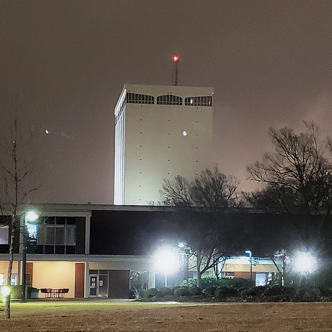 HClouisianatech's tweet image. It's April Fools Day. Don't worry though we aren't going to fool anyone. ........Or are we?? 👀

#hclouisianatech #aprilfools #wearent #spring2021