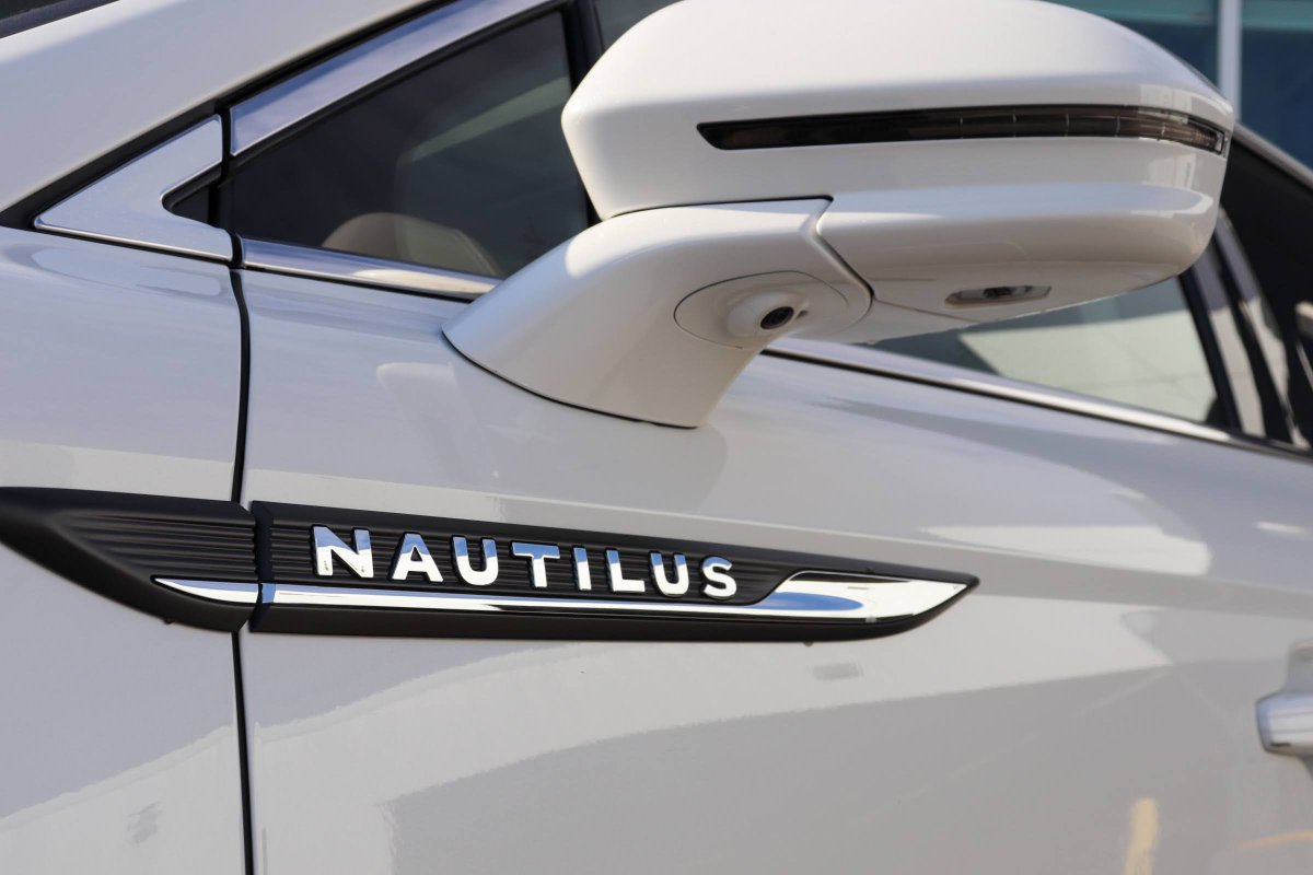 BayfieldLincoln's tweet image. Out with the old and in with the new! We have our first 2021 Nautilus in stock. As you can see, the upgrade to the SYNC4 display is definitely something to boast about! #BayfieldLincoln #2020 #2021 #DriveHG #SYNC4