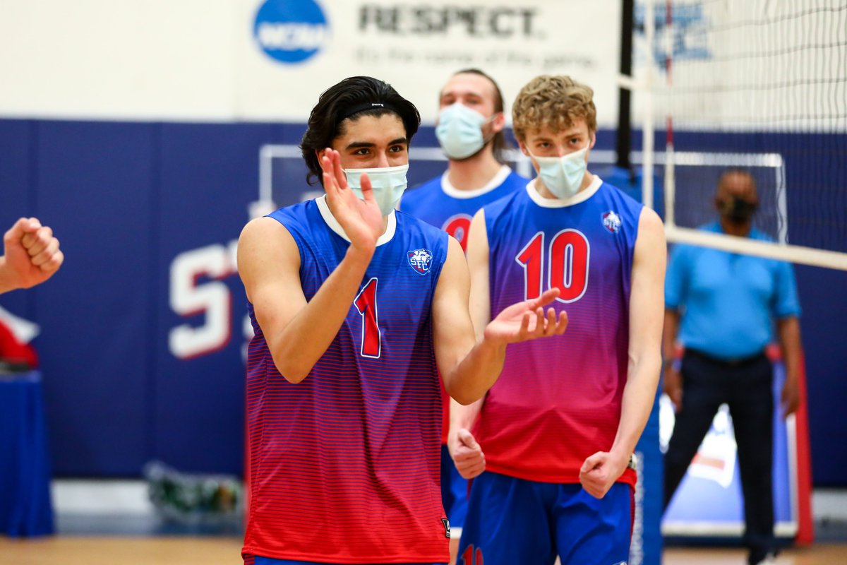 SFBKMVB's tweet photo. Back doing what we love 💪

#BrooklynTough | #Dawgs https://t.co/8qnYTOABKz