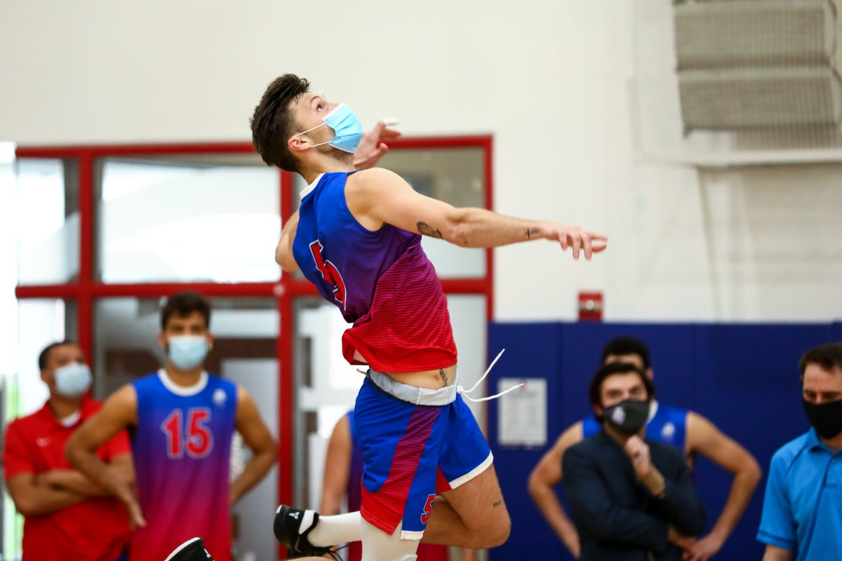 SFBKMVB's tweet photo. Back doing what we love 💪

#BrooklynTough | #Dawgs https://t.co/8qnYTOABKz