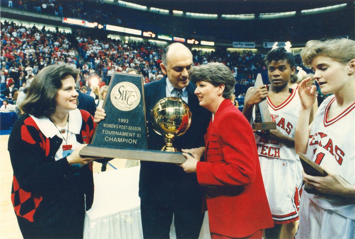_NewSlang's tweet photo. THE Texas Tech Basketball Coach: https://t.co/CJvaelsefg
