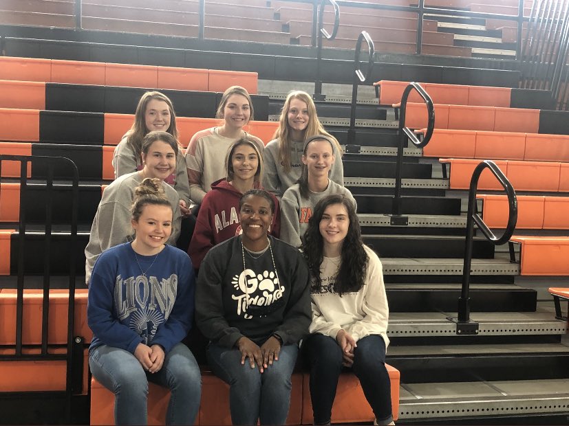 MeigsWBB's tweet photo. Official ✅ 

Coach D! 

#LadyTigerHoops 🏀🐅 https://t.co/a38vnaw1au