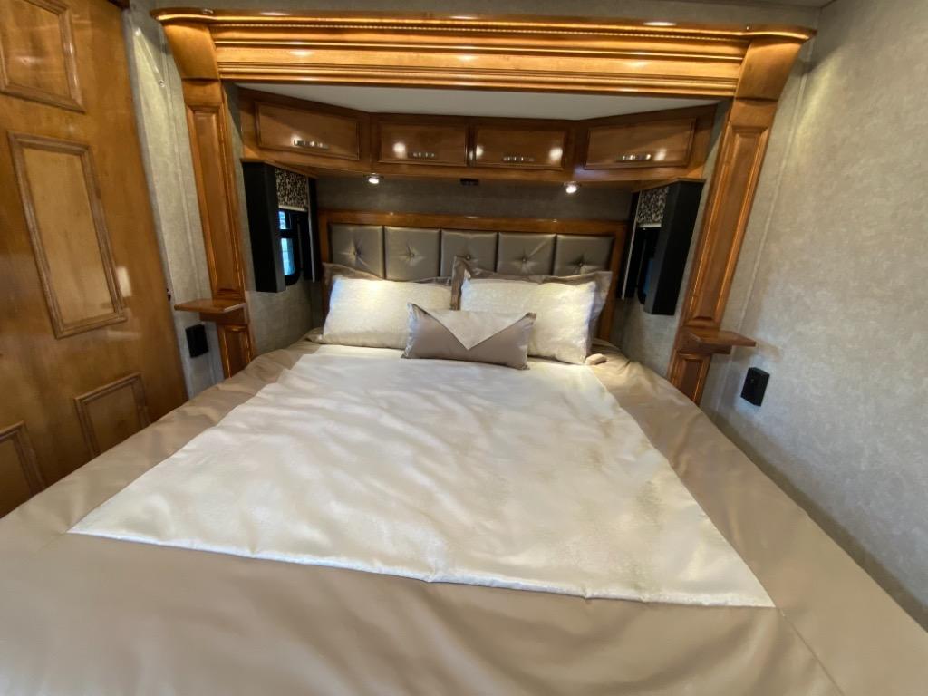 Dylansrv's tweet photo. Go big or go home! This 2021 Renegade Verona LE 40LRB just arrived! Complete with outside entertainment center, exterior fridge/freezer on a slide tray, a 20,000 pound hitch, king size bed and so much more! Stop by today to make this unit yours! https://t.co/4hvEhvbEXd