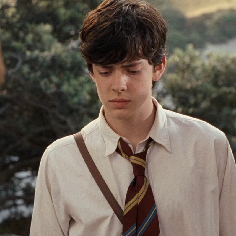 best of edmund pevensie (@edmundsarchive) on Twitter photo 