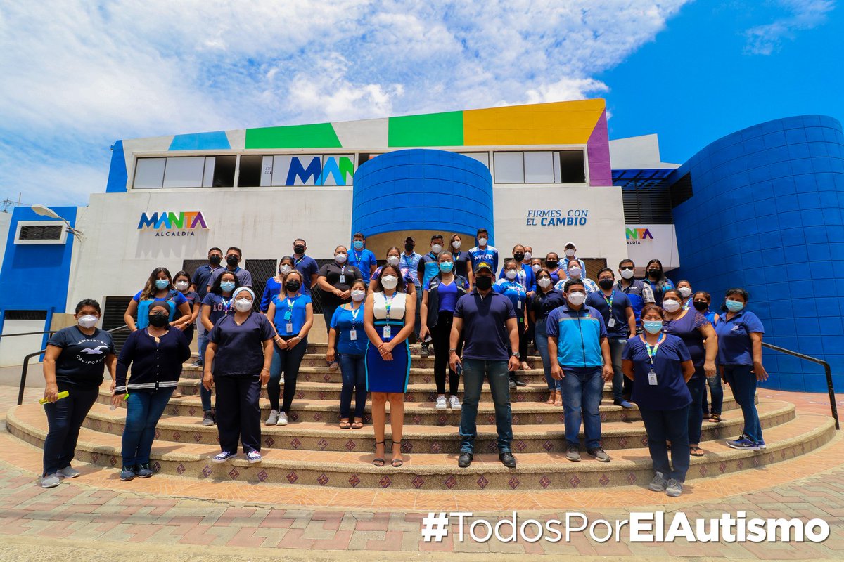 MisiondelCambio's tweet photo. Hoy nos vestimos de azul en honor a las personas con austimo, seres maravilloso que con cariño y amor nos enseñan una manera diferente de ver y sentir el mundo.

#FirmesConElCambio #MantaEstáEnTusManos #MantaPreviene #VolVerConResponsabilidad  #TodosPorElAutismo https://t.co/Q74FvYubOn