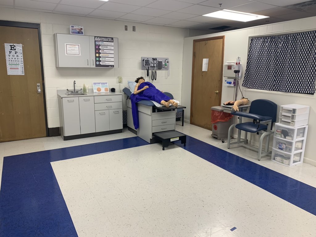 bfcareerma's tweet photo. New classroom lab area for skill check offs with Mrs. Holston! 

** plus our new manikin- Carrie @Jenny_Stowers @BenCareerCtr https://t.co/RPEnRsjbtH