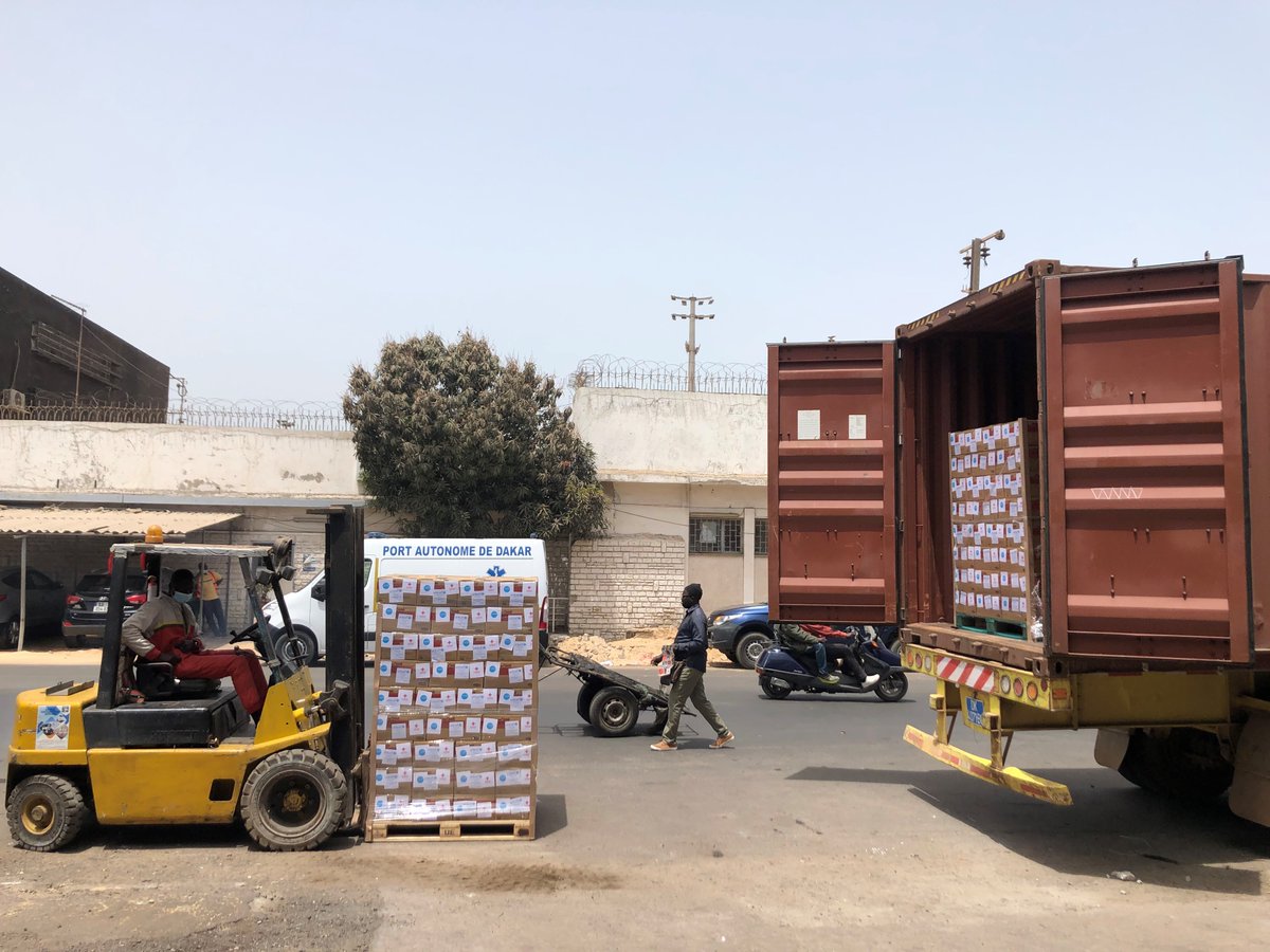 EmnaKayouli's tweet photo. Over 18,000 children suffering from severe wasting will benefit from nutrition supply and essential medicine in Senegal🇸🇳 thanks to the @MFA_China @ChineAmbassade🇨🇳 #UNICEFThanks
#ForEveryChild https://t.co/aKqbr0wysP