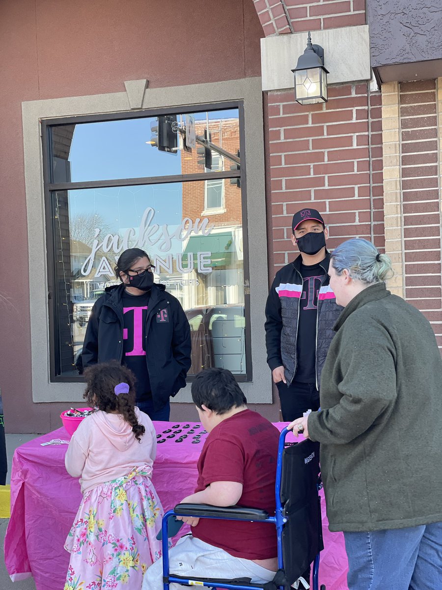 TMoTruckWestMO's tweet photo. Come hop-a-long at the Chocolate Hop in Oak Grove, MO #STRtakeover
1209 S Broadway St Oak Grove, MO https://t.co/2fLJa9s8xZ
