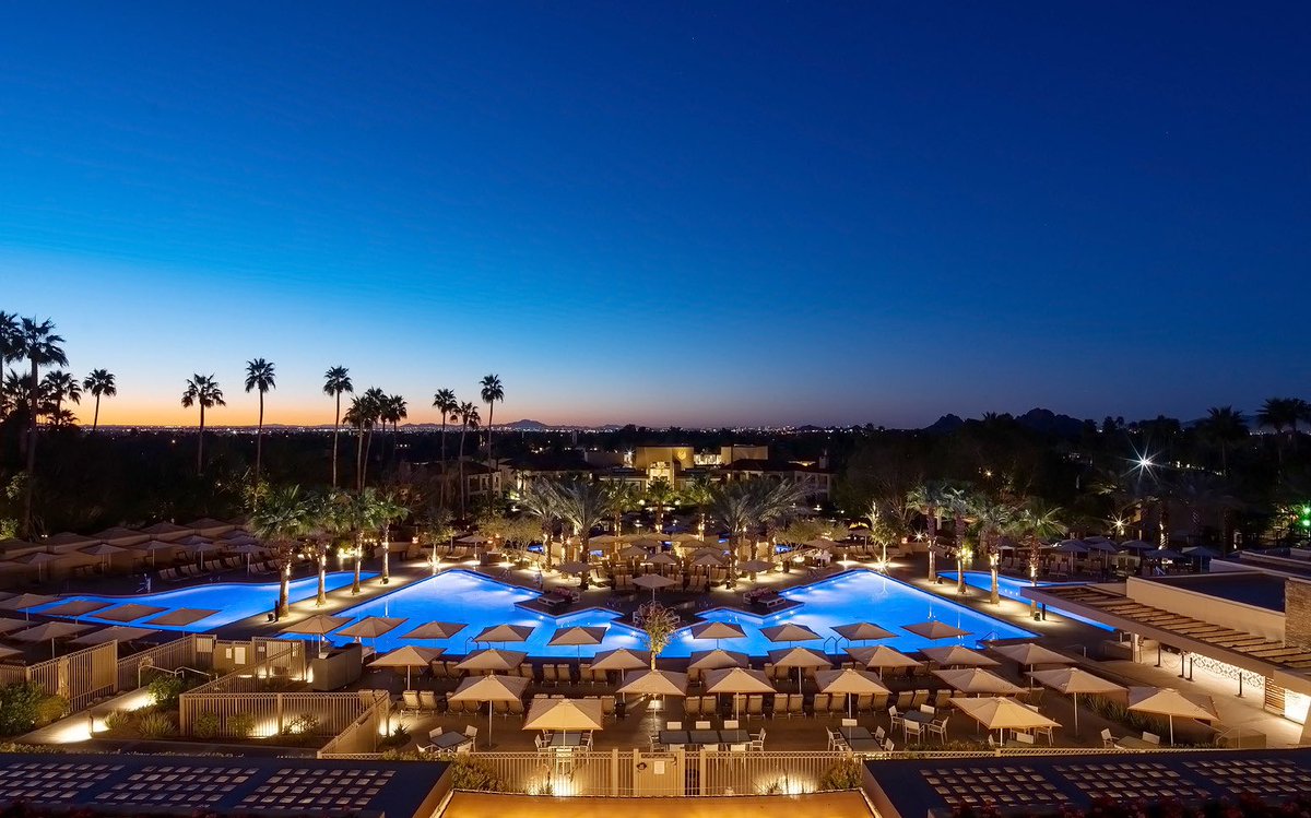 AscentScottsdal's tweet photo. Ascent at The Phoenician® is not just a community it's a lifestyle. W/ spacious Golf Villa Homes situated along the 1st fairway of The Phoenician® golf course, Ascent is just steps from all of the exciting amenities &amp; diverse dining options at The Phoenician® Resort. #scottsdale https://t.co/BXX8jIA5zS