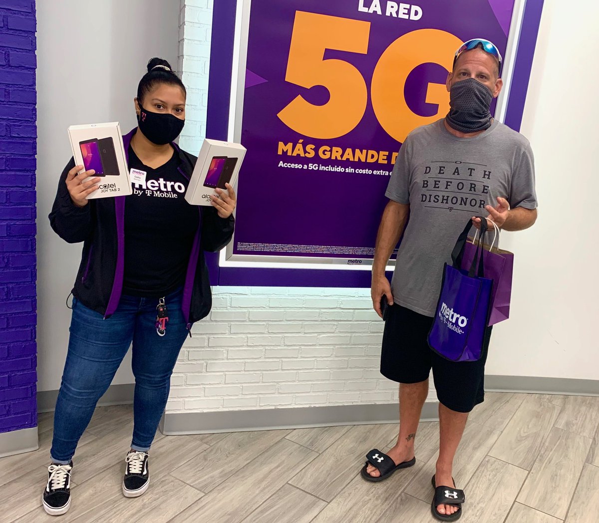 mel_leo05's tweet photo. @shhmoneycathy  like always 🎉 giving her best to every customer 💕 🐐🔥🔥  #TheMoneyTeam #WeWontStop #FloridaThunder @PedroCascina @TonyBerger @AlanOney @PurpleKevo @FranTheRAM https://t.co/PshIDCozWx