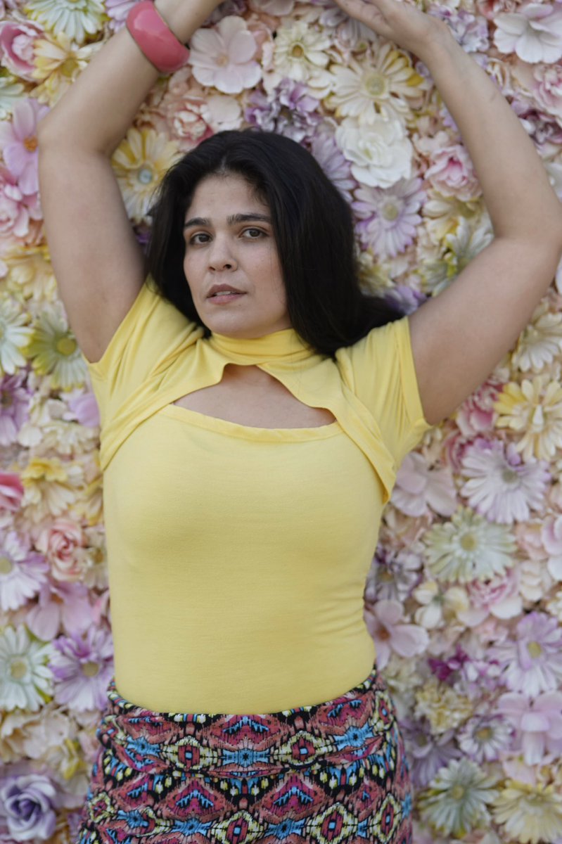 chechely88's tweet photo. Let your JOY burst forth like flowers🌸 in the spring! Joy is the simplest form of gratitude-Karl Barth #success #actor #miami #springtime #joy #positivevibes #createyourreality #modeling #photoshoot #makingmoves https://t.co/BShwP1P4V5