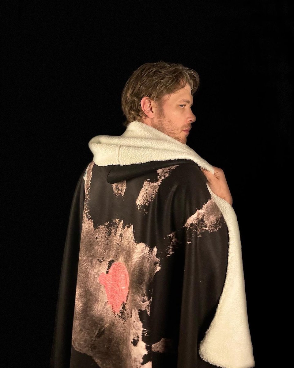 𝑵𝒊𝒌𝒍𝒂𝒖𝒔 𝑴𝒊𝒌𝒂𝒆𝒍𝒔𝒐𝒏 (@dreadedmassacre) on Twitter photo 