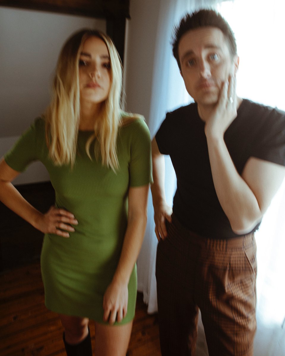 reavesmusic's tweet photo. Our new song "Do It All Again" comes out next Friday!

Pre-save it so you can hear it the moment it comes out here: 

https://t.co/pl3Q2hbcFw https://t.co/BgVeKsXsG4