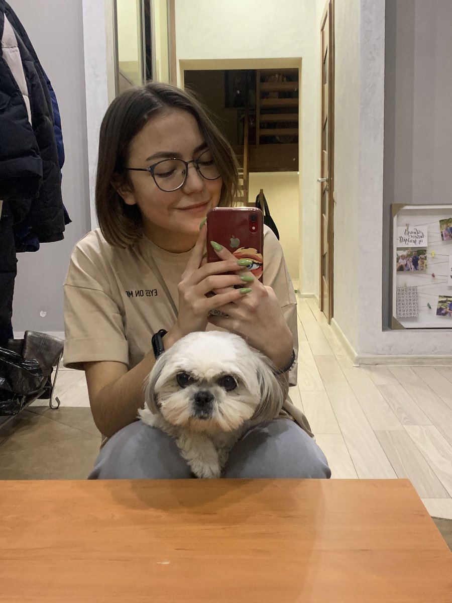 lonely_____star's tweet photo. Как же тут не хватает этой малышки ( https://t.co/LuiJg78FgX