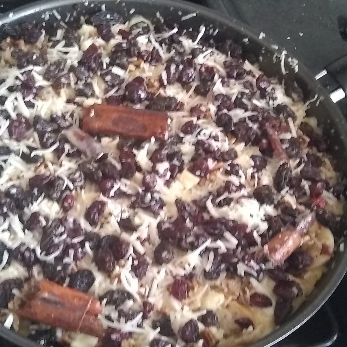 vane_56's tweet photo. Preparando capirotada https://t.co/NgeRwSkeF8