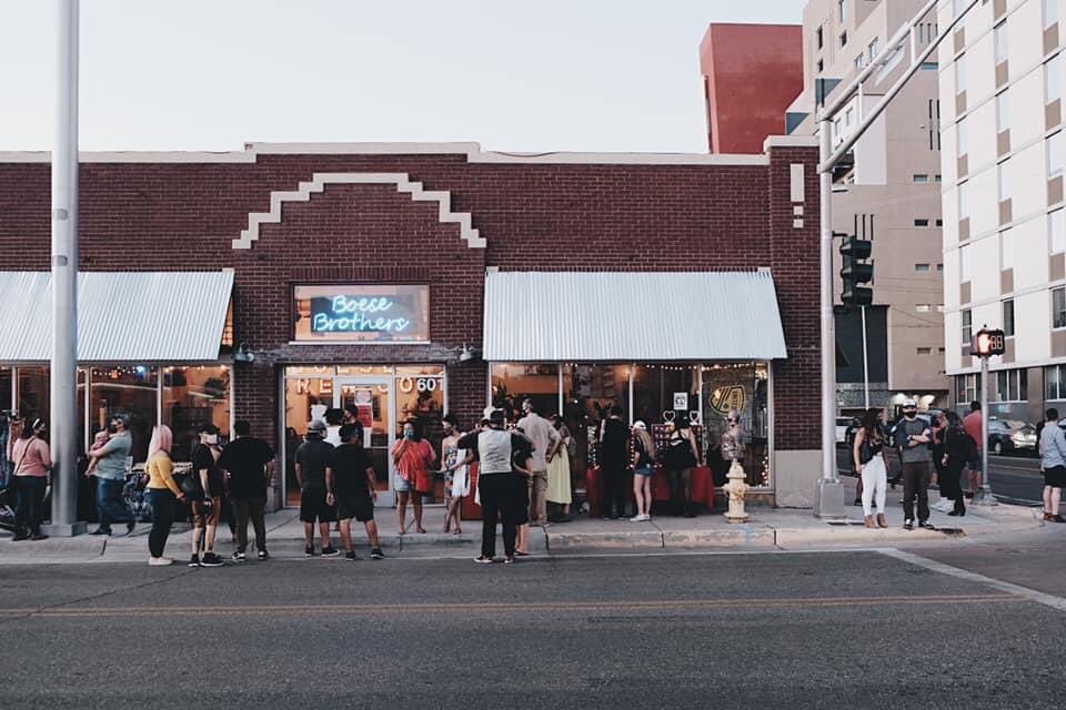 ABQartwalk's tweet photo. This ABQ Artwalk, we will have artisans at multiple venues, but make sure to check out our vendors and partner artisans from @ABQGrowerMarket on the patio & via curbside at Boese Brothers Brewery! Plus music from DJ CS Rucker. Tomorrow with ABQ Artwalk 5-8pm! https://t.co/yB2M35PJyB