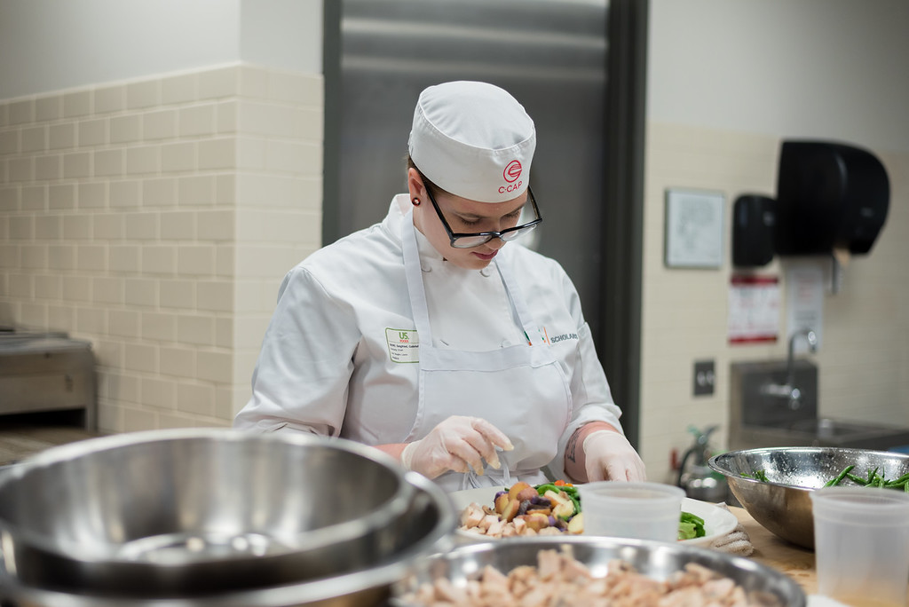 Our #USFoodsScholars application is OPEN! Now through May 12, culinary and hospitality students at eligible partner schools can apply for scholarships totaling $20,000 each to support their education and jump-start their career! To learn more and apply: learnmore.scholarsapply.org/usfoods/