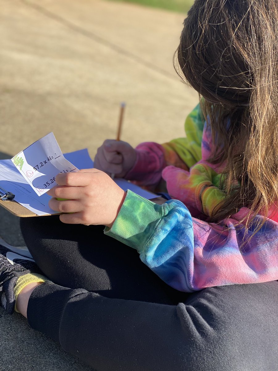 AnyeaGibson's tweet photo. Today was so much fun; We had our annual Math Easter Egg Hunt. Besides Numbers&Base Ten problems, some where filled with a problem that could earn you $1, candy, or a “No Morning Work” Pass. I will miss my babies, but Thank you Lawd for the break! #HPSTOY #ImadeitbythegraceofGOD https://t.co/x1pDKfZTnR