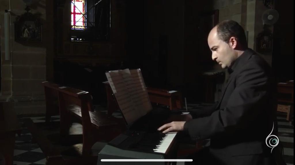 Guillermo Álamo Berzosa
Marcha Procesional “Pío XII” 

Fidel Calderón Cátedra - Órgano

youtu.be/i5W3UlIj7fU