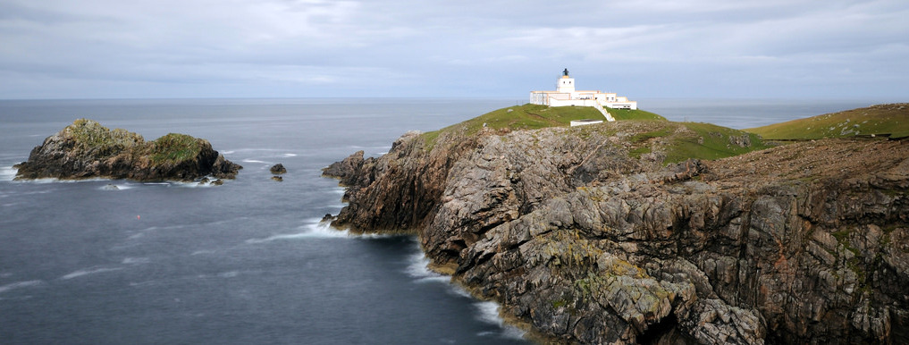 tourscotland's tweet photo. Tour #Scotland virtual travel video #Blog of the lighthouse at #Strathy #Point on ancestry history visit and trip to #Sutherland Strathy Point was the first #Scottish lighthouse in Scotland, specifically built to be electrically operated https://t.co/EvwykR5Bd9 https://t.co/HKKA2A1CLf