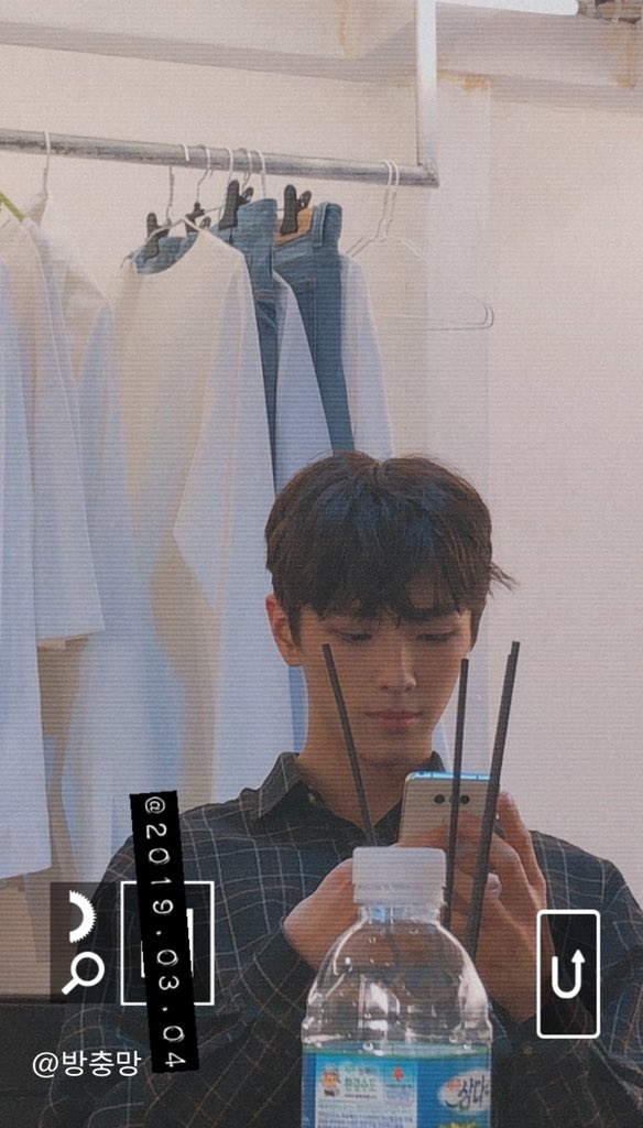 SpainCix's tweet photo. {ACT/PICS} 010421

Actualización en la cuenta de CIX_twt con #Yonghee

"190319 Yonghee en los días de C9BOYZ

#씨아이엑스 #김용희 #용희

Mi nombre es red de mosquito, quién publicó esto~"*

*Actúa como si fuera una fansite https://t.co/4Kqkf2DPoa