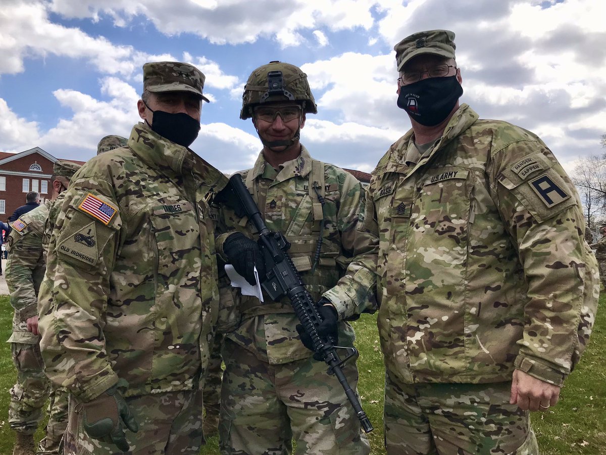 1aeast's tweet photo. Congrats SFC Ronald Roden, winner of the Division East #BestWarriorCompetition AND the @FortKnoxKY noncommissioned officer Best Warrior! 💪💪💪

#TrainForCombat #ArmyReadiness @FirstArmy @FORSCOM  @USArmy https://t.co/bagw6gtoH7