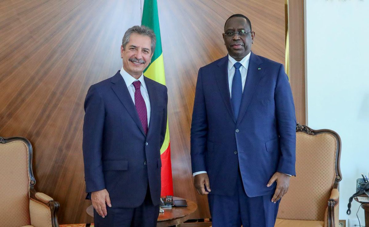 PR_Senegal's tweet photo. Le Président @Macky_Sall a reçu en audience ce jeudi des investisseurs impliqués dans la réalisation de grands projets énergétiques. Il s'agit notamment de la construction d'une centrale électrique de 300 MW de capacité. https://t.co/oGft9uPdXD