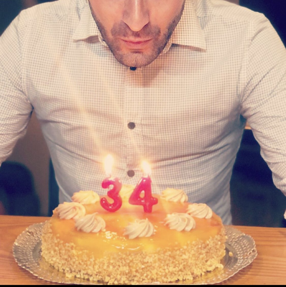 aleixpuig's tweet photo. ‼️34 voltes al sol‼️🎂 🤗#happbirthdaytome #mybirthday #birthday #aniversari #cumpleaños #photooftheday https://t.co/DLIT1jB1HS