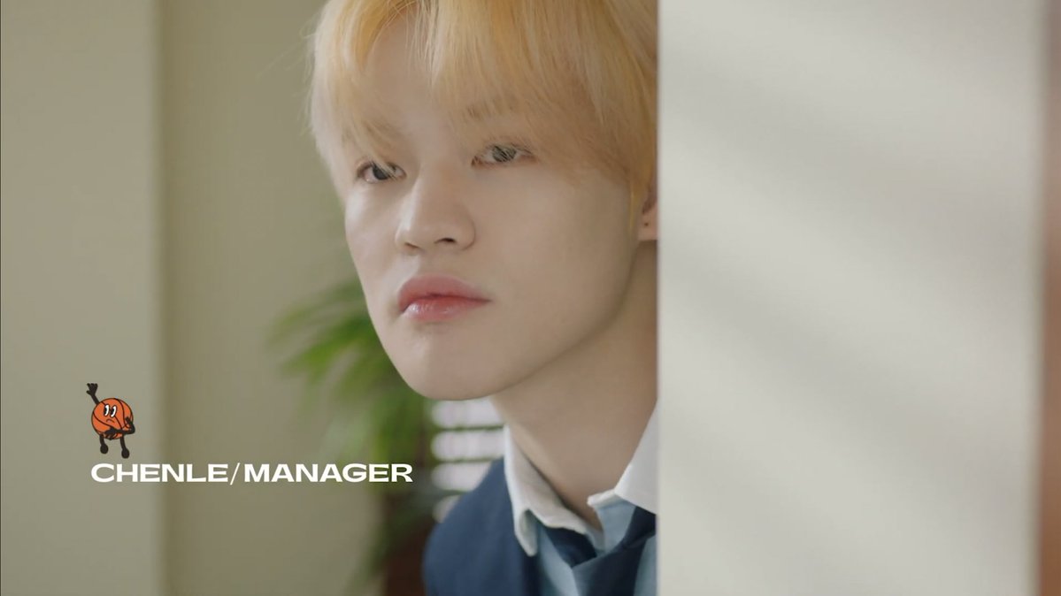 TODAY I PRESENT TO Y'ALL THE COOLEST, i repeat, THE COOLEST MANAGER E V E R AND HIS NAME IS ZHONG CHENLE(not cnehle)˜”*°•day 90 of 365˜”*°•   ˜”*°•with  #CHENLE  #辰乐 ˜”*°•