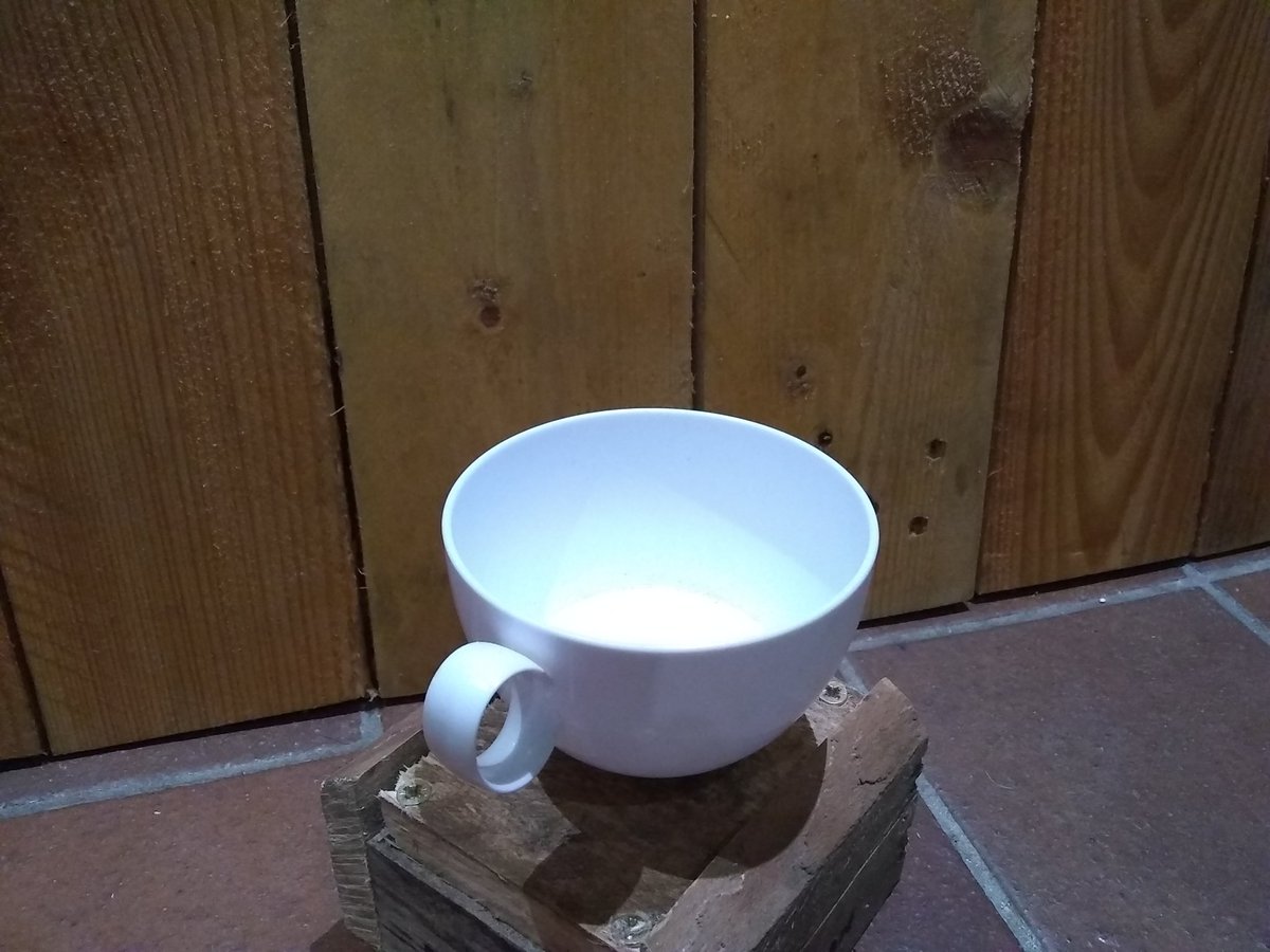 T -LessThan1Day.  As trophies go, it's a beauty. #TheHenryKellyCup <a href="/philipbrittain/">Phil Brittain</a> <a href="/leetosborne/">Lee Osborne</a> <a href="/descampbell62/">Des Campbell</a>