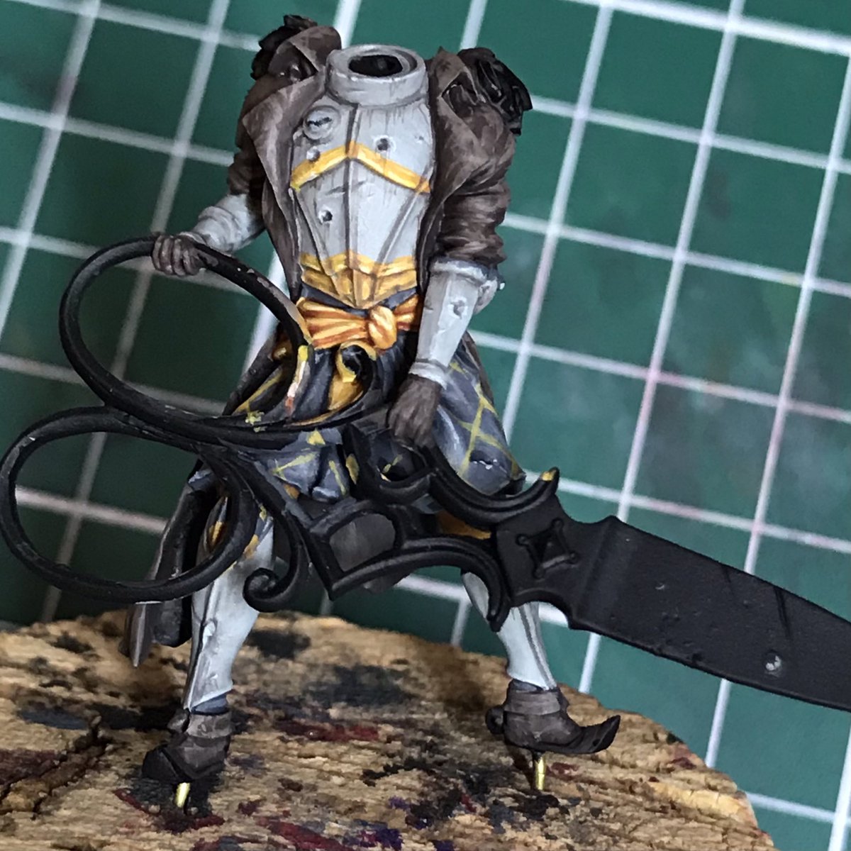 minus_tom's tweet photo. It’s been a while! Some fabric progress on the Three of Ghosts Bahali Paladin after a big old break - grey cloth is done, and leather needs a few more highlights #WIP #ThreeOfGhosts #MiniaturePainting #PaintingMiniatures #Tabletop #BoardGames #GrimDark #WaitsInGraves #Warmongers https://t.co/BsBUgrTfOR
