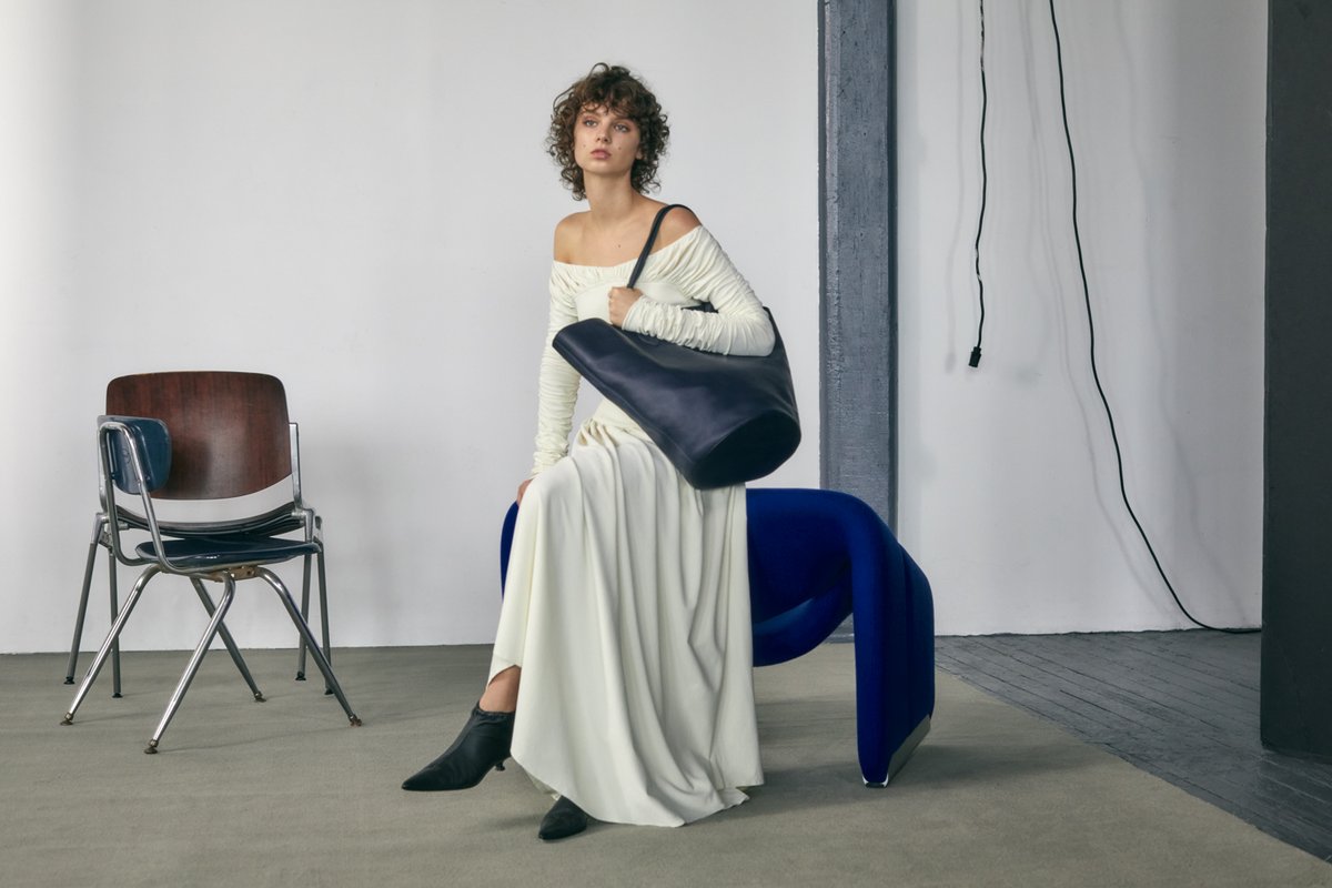 Bergdorf Goodman tweet media