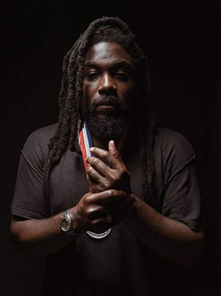 PWKidsBookshelf's tweet photo. Author @JasonReynolds83 will embark on his second virtual tour as National Ambassador for Young People’s Literature this spring https://t.co/60Yf2WSPiW https://t.co/slBAtcJ4nV
