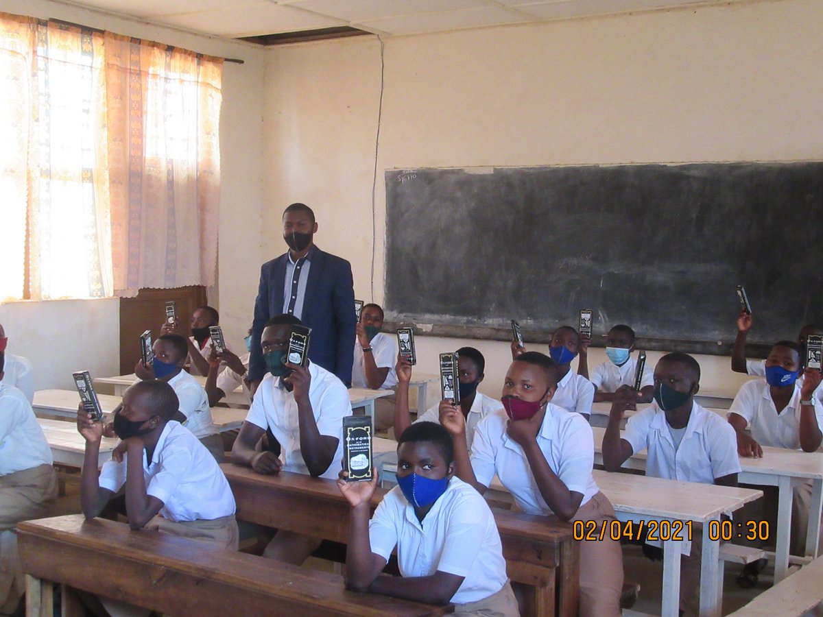 MukarageEric's tweet photo. Allow me to thank #polyup project for these wonderful rewards. And also students are very happy for you partnership.
@REBRwanda @Rwanda_Edu @PolyupInc @DrotienoM https://t.co/nNjaErYHlW