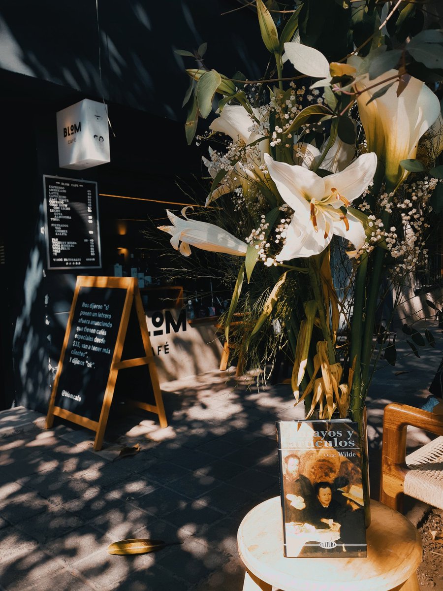 acidloop_'s tweet photo. Panadería Rosetta 
Blom Café
Pasión Café
Clarice Café y Literatura https://t.co/K9OVYKXtmn