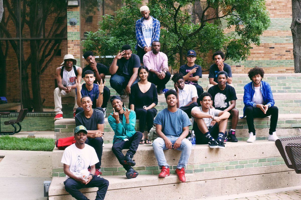 itsmsaw's tweet image. My company @irasinc turns 8 today 🥲 it’s bittersweet. We been home to over 19 artists and creatives in the DFW. So many lessons and experiences gained. I earned my 10,000 hours for sure! Definitely the end of a great era.

Crazy to think this just the beginning of my career 😛