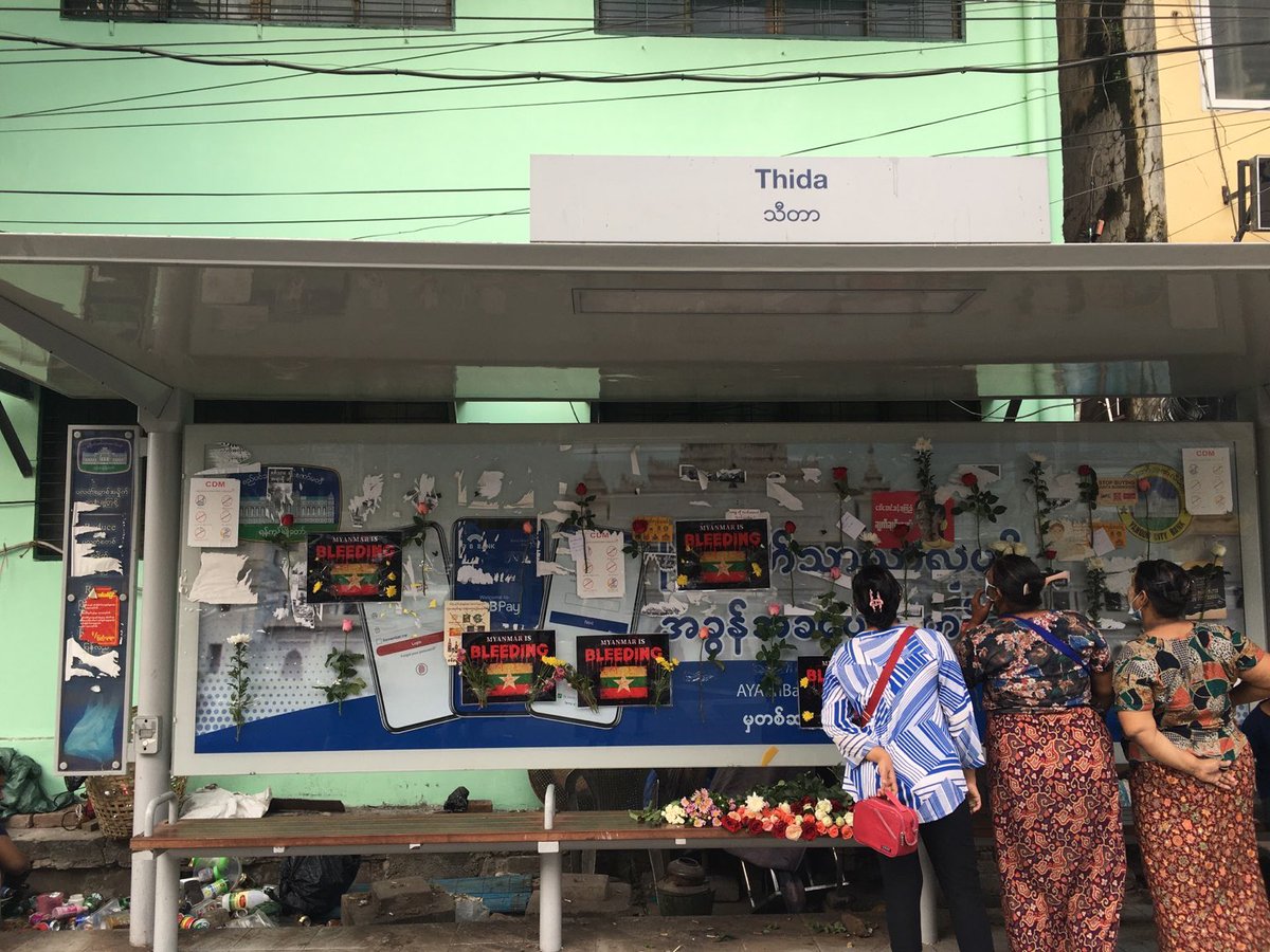 Myanmar staging #FlowerStrikeMyanmar on Friday morning in remembrance of people who were killed by junta’s armed forces. “We knew too little to realize these bus stops become the start point of their final journey,” said a protester. #WhatsHappeninglnMyanmar #April2Coup