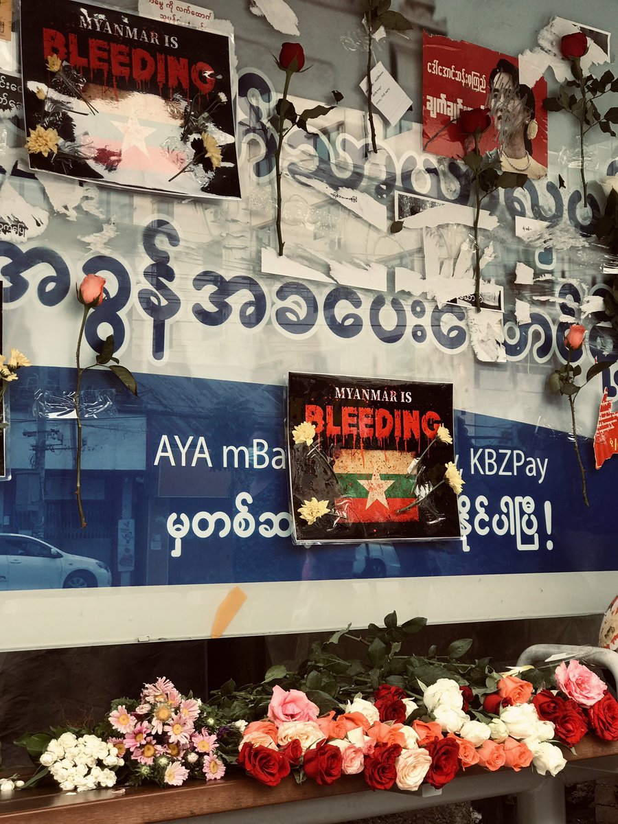 Today April 2,people in Myanmar are calling for #FlowerStrikeMyanmar. Flowers are placed at bus stops as tributes to the fallen freedom fighters.But due to further internet shutdown ordered by junta we haven’t seen much updates from protesters. #WhatsHappeningInMyanmar #Apr2Coup
